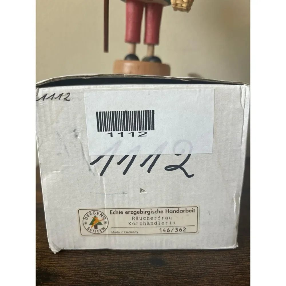 Vintage DREGENO Seiffener Originale German  Basket Dealer Wood Nutcracker/New